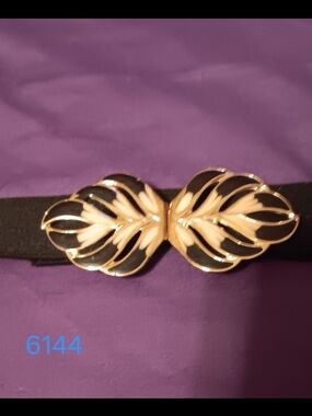 Gold & Black Leaf Accent Women's Belt